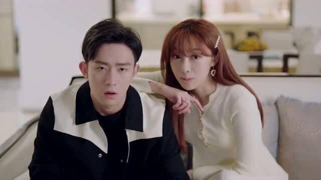 娱乐吃瓜酱情侣日常,娱乐吃瓜酱情侣的甜蜜瞬间